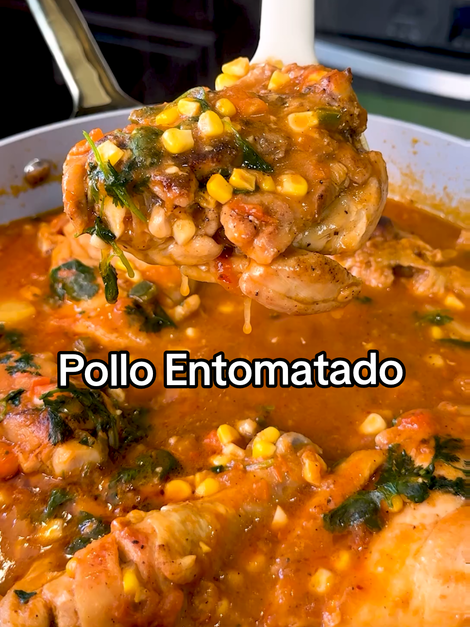 Pollo Entomatado