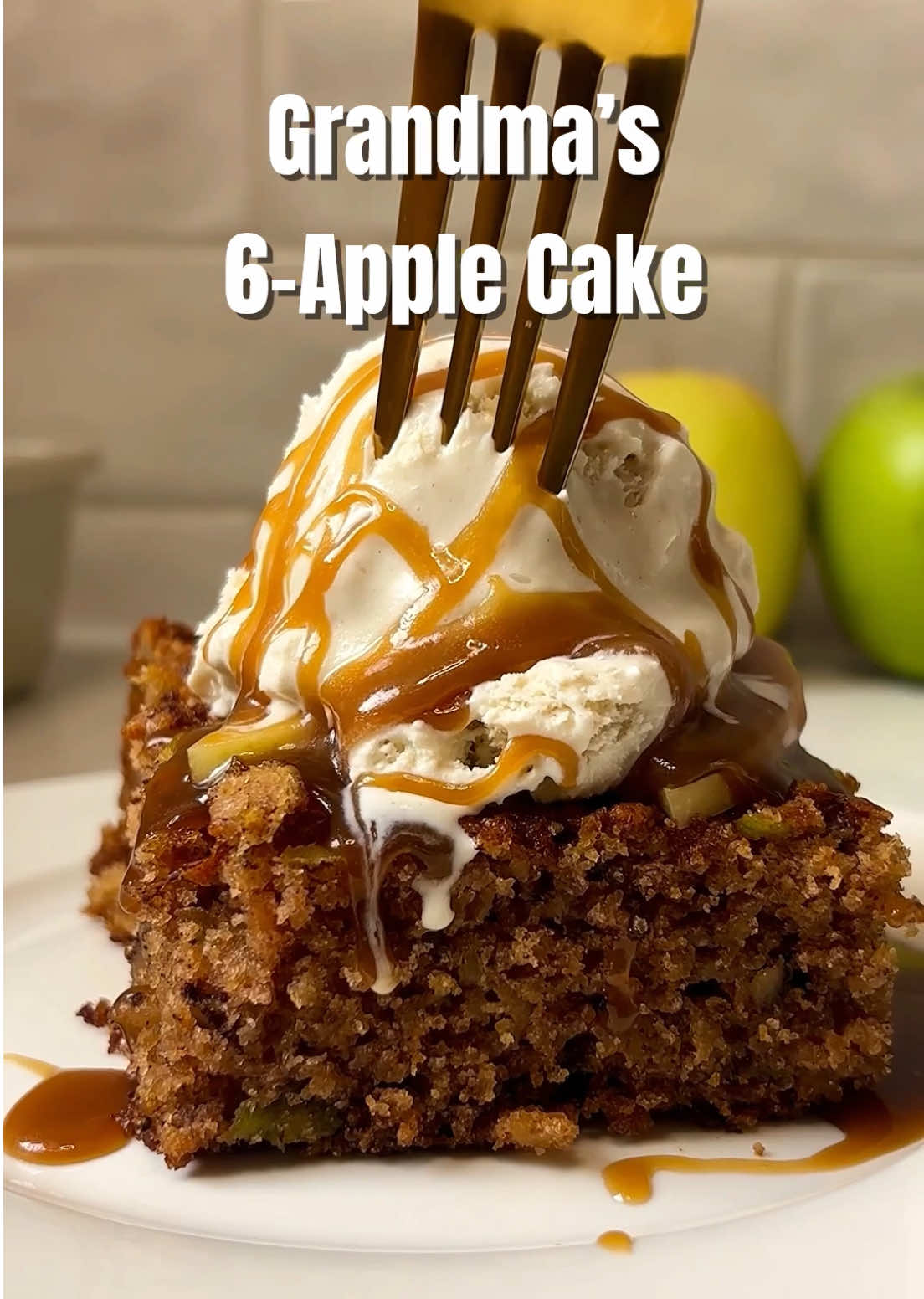 Grandma's Old-Fashioned Apple Cake