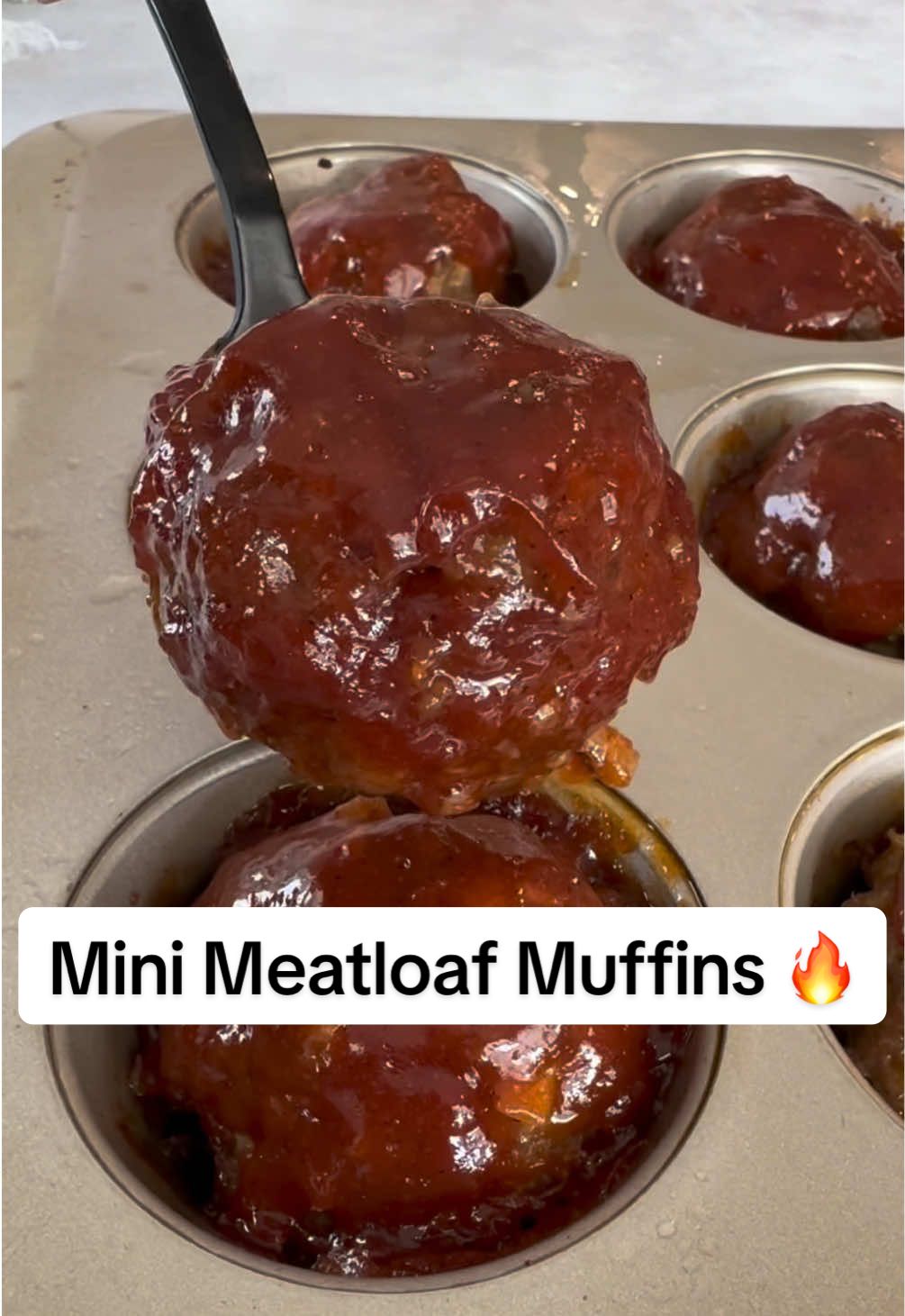 Mini Meatloaf Muffins