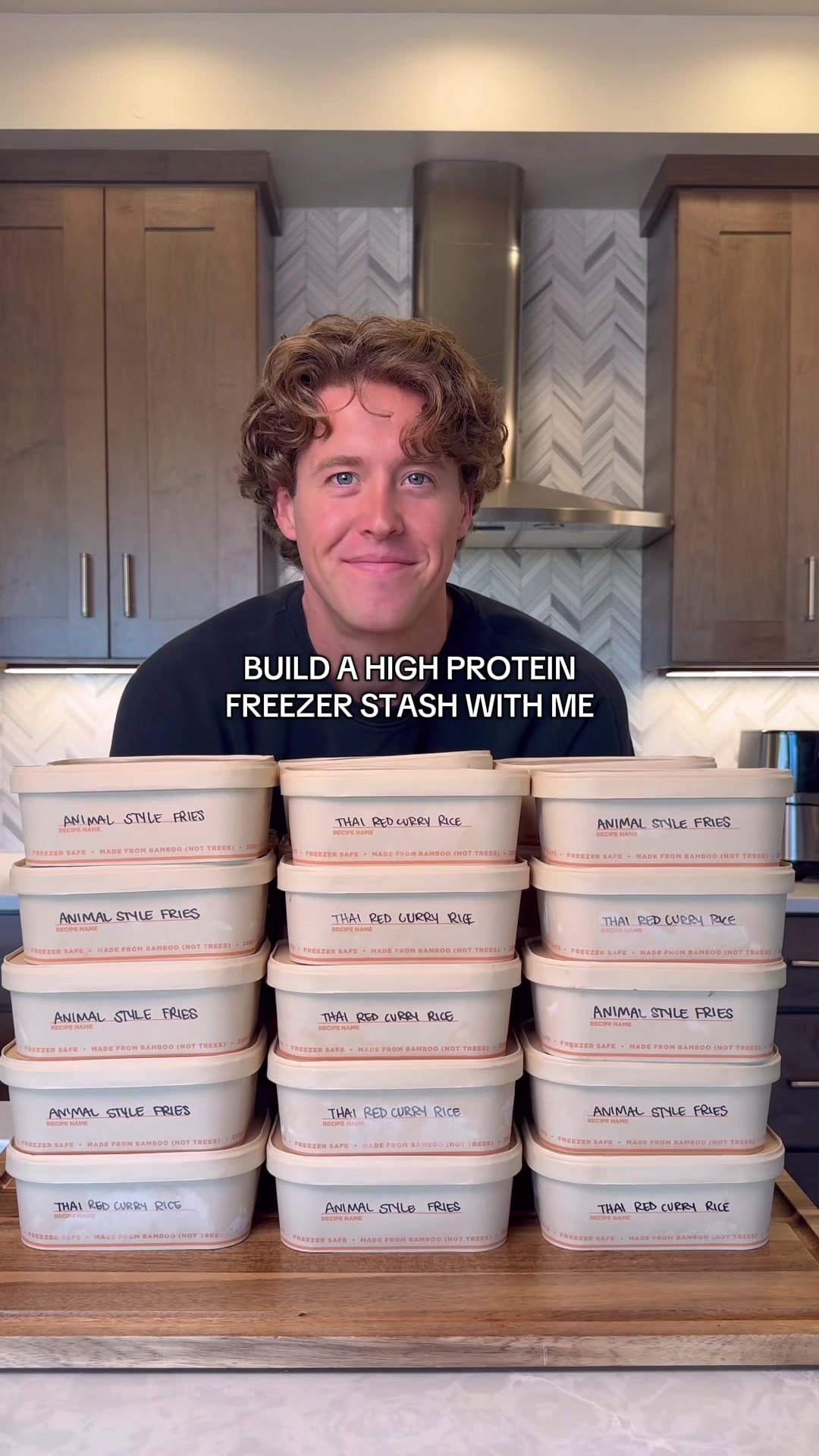 BUILD A HIGH PROTEIN FREEZER STASH WITH ME - THAI RED CURRY CHICKEN & RICE - ANIMAL STYLE LOADED FRIES The best way to start building a high protein frozen food stash. The two best tools for meal prepping. Throw everything in the slow cooker, and while it slow cooks, prep your sheet pan meal and in 